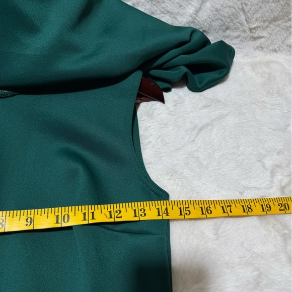 Club L London Green Cape Dress - Picture 14 of 16